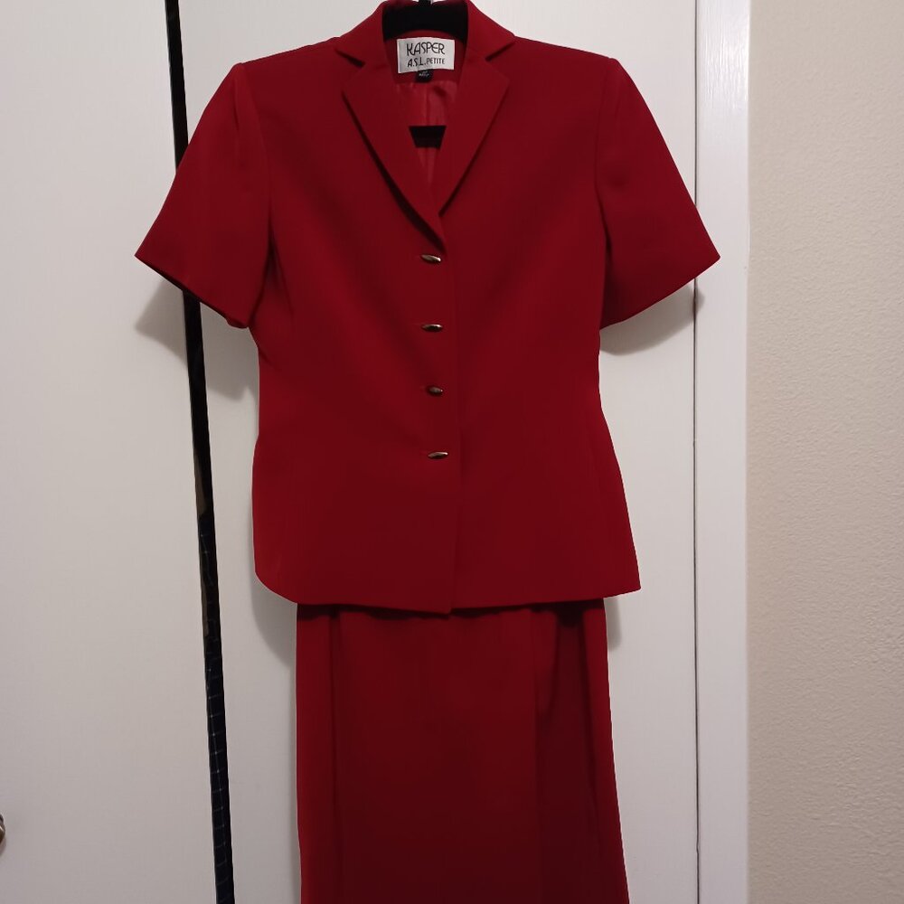 Suit top & skirt set